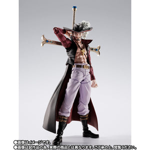 Bandai S.H.Figuarts Dracule Mihawk -HawkEye-