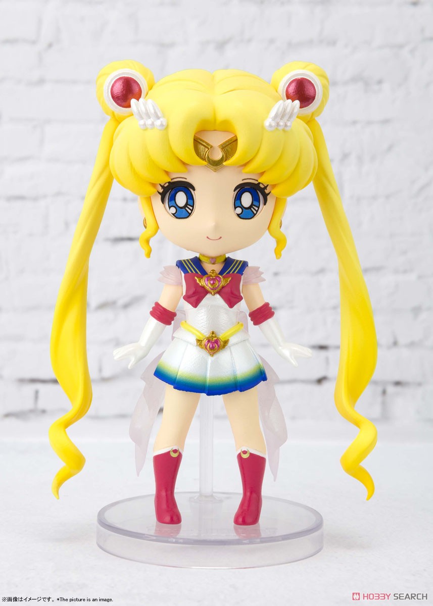 Figuarts mini Super Sailor Moon -Eternal edition-