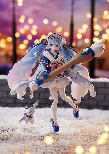 GSC figma Snow Miku: Serene Winter ver.